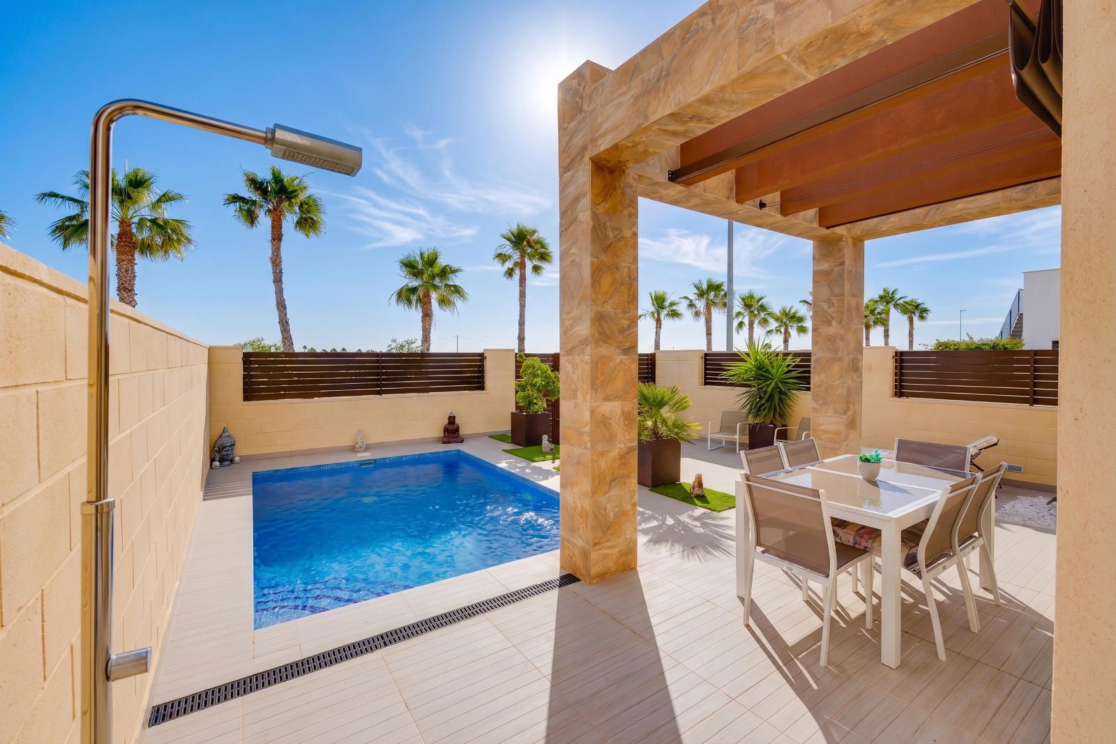 Villa individuelle moderne et exclusive à Ciudad Quesada, ville courageuse, avec piscine privée. · Photo 5