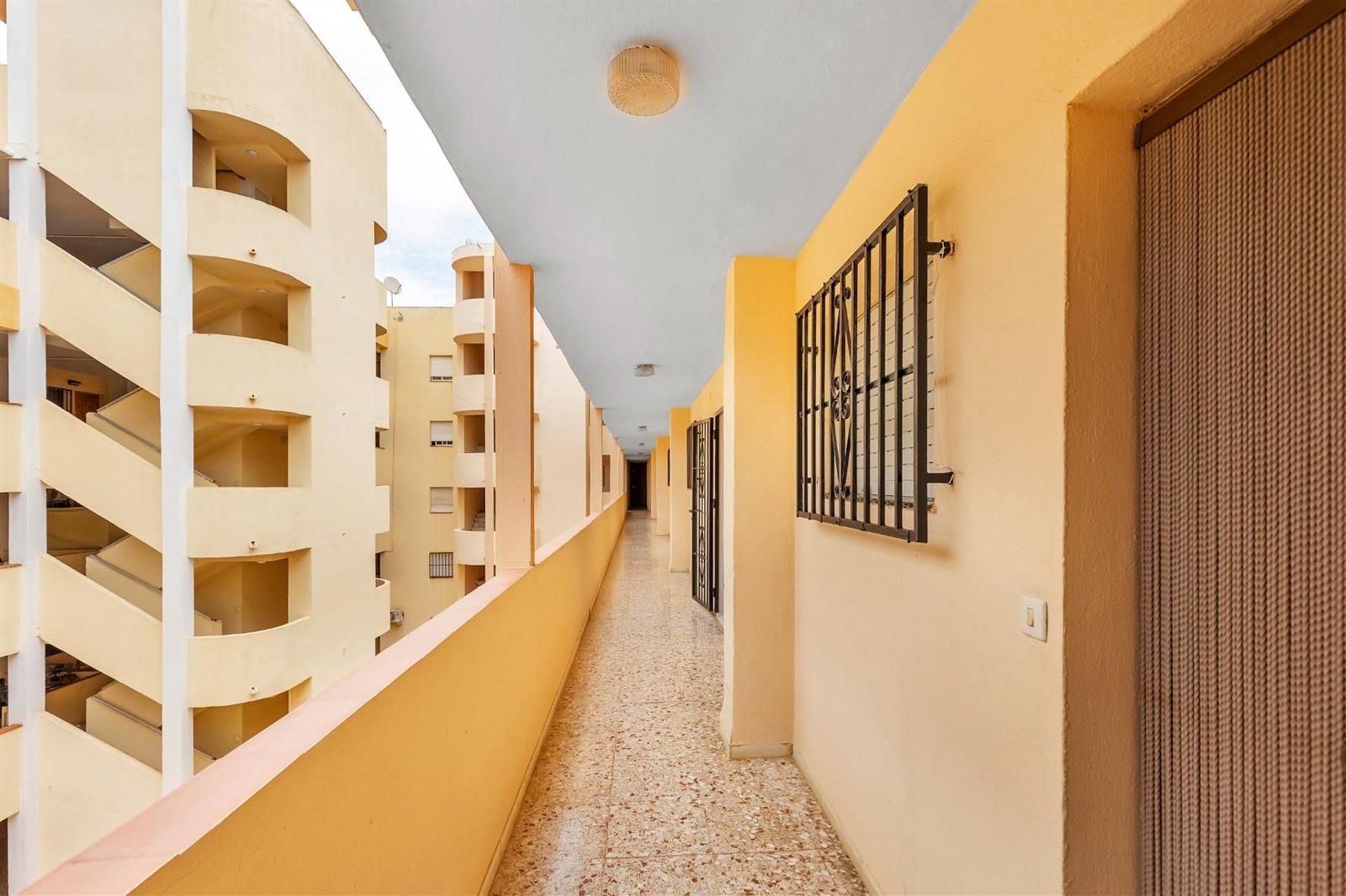 Apartamento en Guardamar del Segura a 800 metros de la playa · foto 18