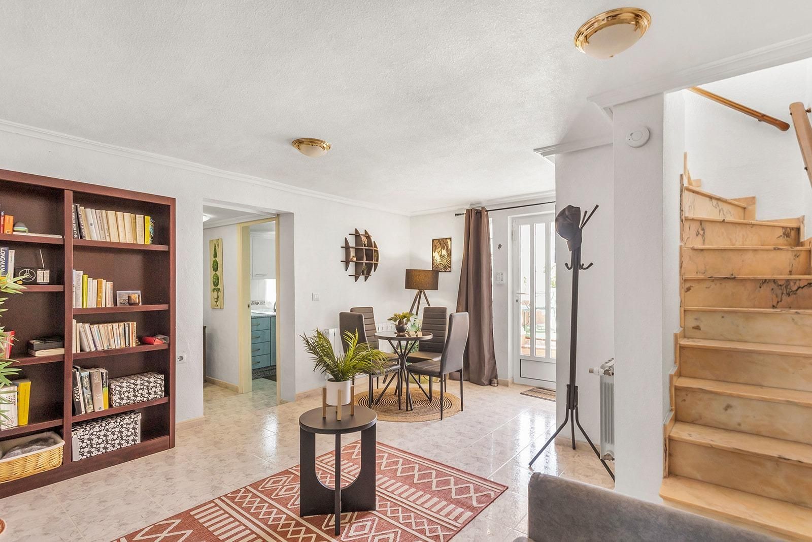 Villa independiente con piacina privada, vitas a la laguna Rosa y Salinas de Torrevieja · foto 7