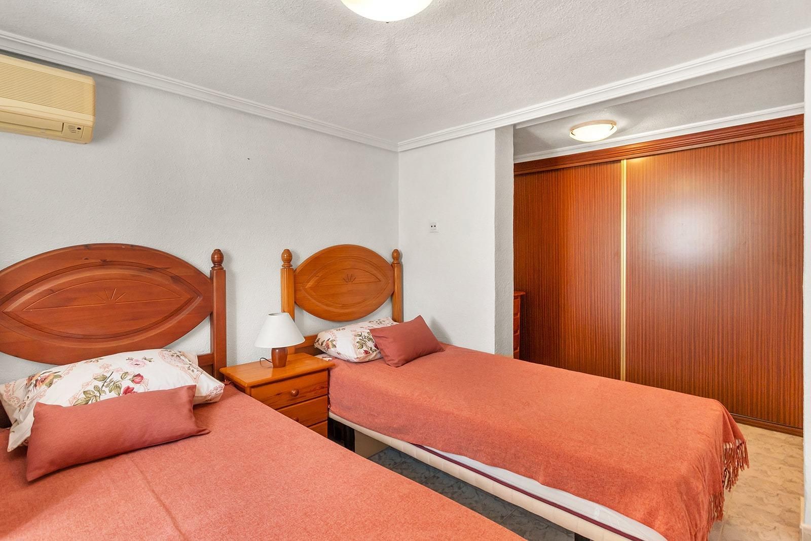 Villa independiente con piacina privada, vitas a la laguna Rosa y Salinas de Torrevieja · foto 18