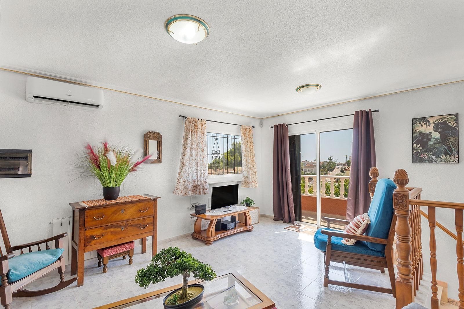 Villa independiente con piacina privada, vitas a la laguna Rosa y Salinas de Torrevieja · foto 25