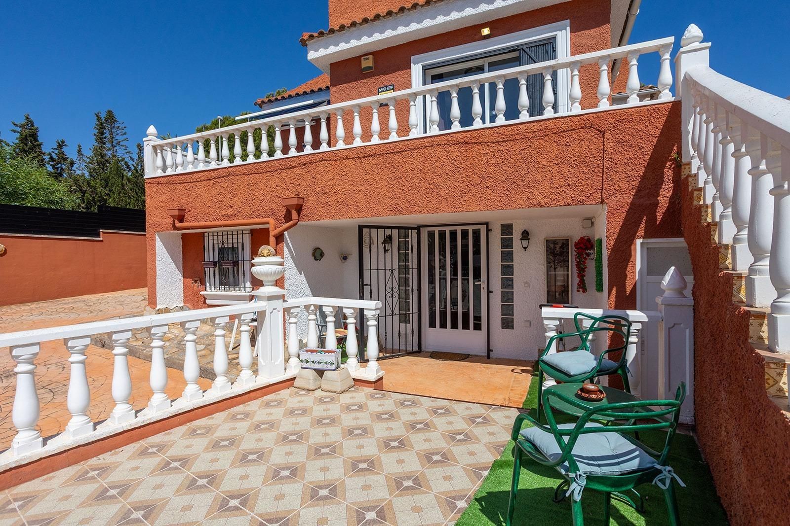 Villa independiente con piacina privada, vitas a la laguna Rosa y Salinas de Torrevieja · foto 32