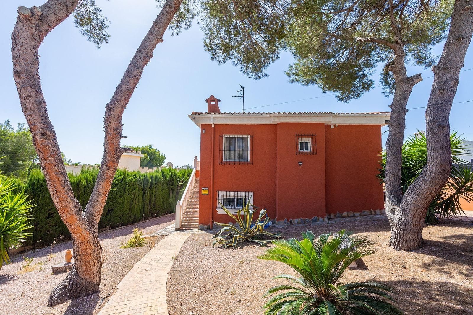 Villa independiente con piacina privada, vitas a la laguna Rosa y Salinas de Torrevieja · foto 34