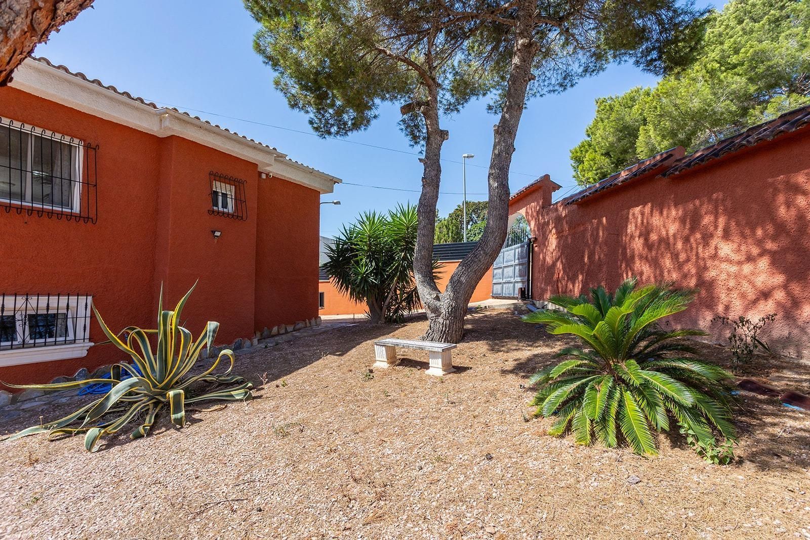 Villa independiente con piacina privada, vitas a la laguna Rosa y Salinas de Torrevieja · foto 36