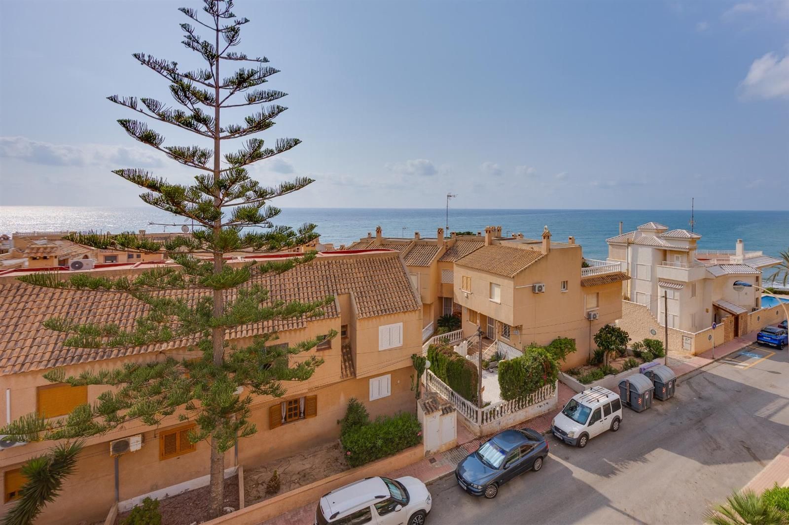 Apartamentos en venta en Torrevieja · foto 3