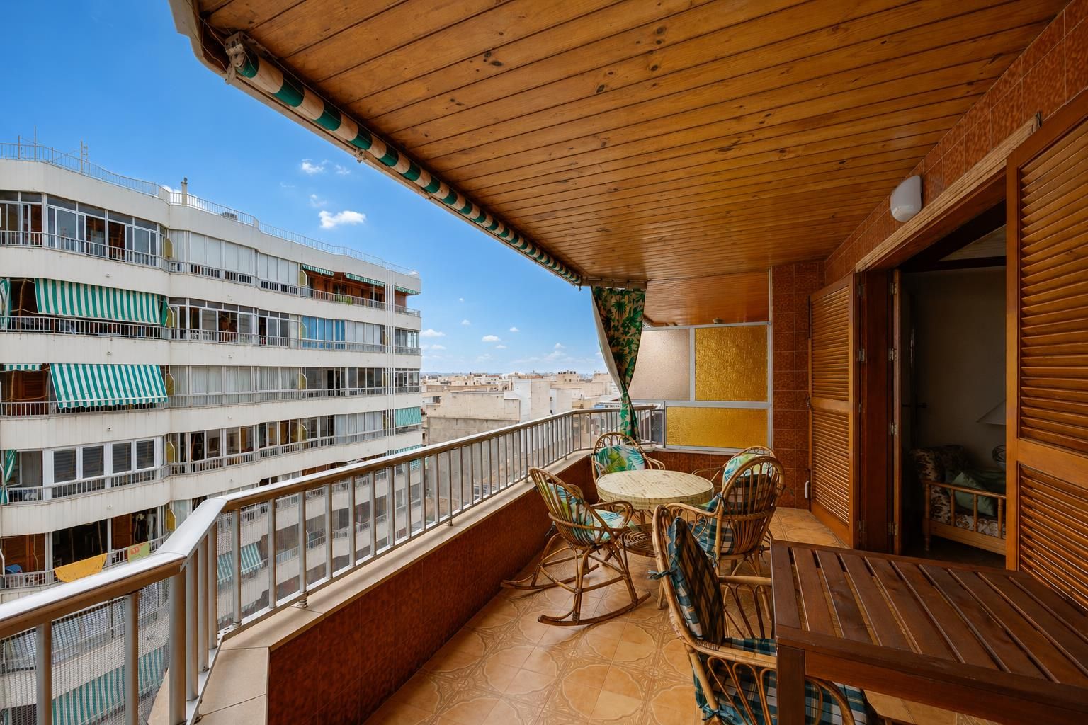 Apartamentos en venta en Torrevieja · foto 2