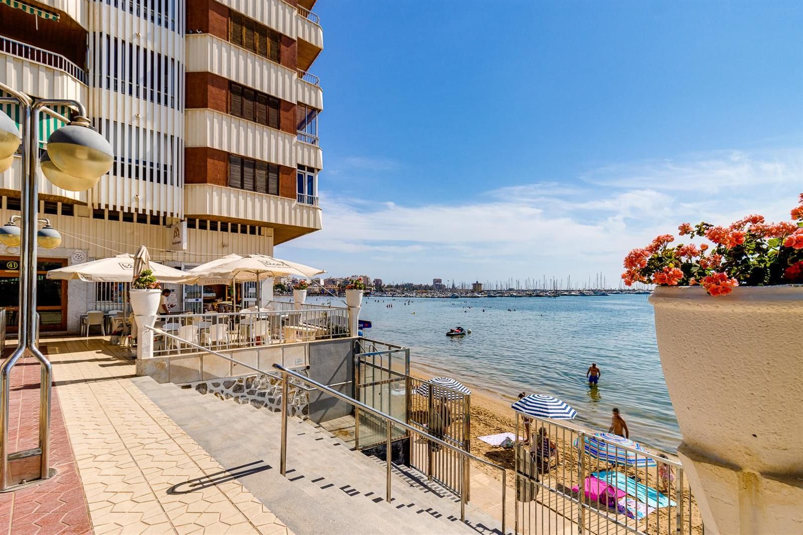 Apartamentos en venta en Torrevieja · foto 28