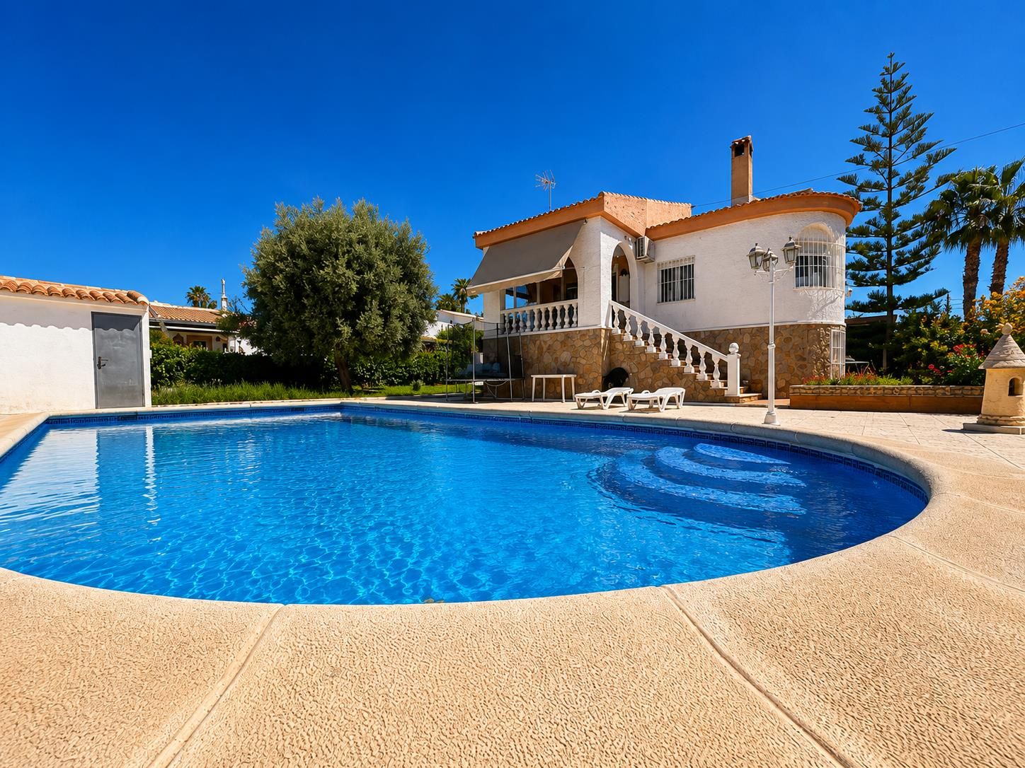 Chalets independientes en venta en Torrevieja · foto 24