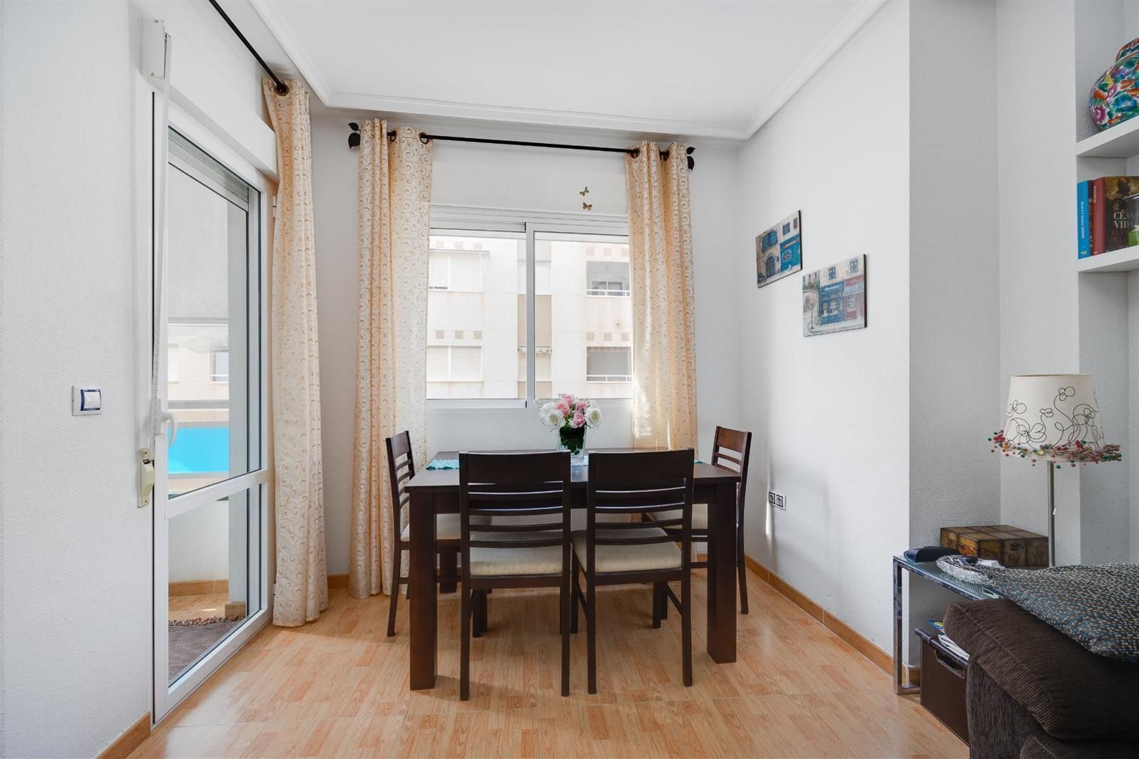 Apartamentos en venta en Torrevieja · foto 7