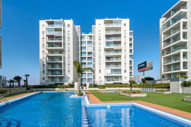 Apartamento en venta  en Torrevieja, Alicante . Ref: 8410. Mayrasa Properties Costa Blanca