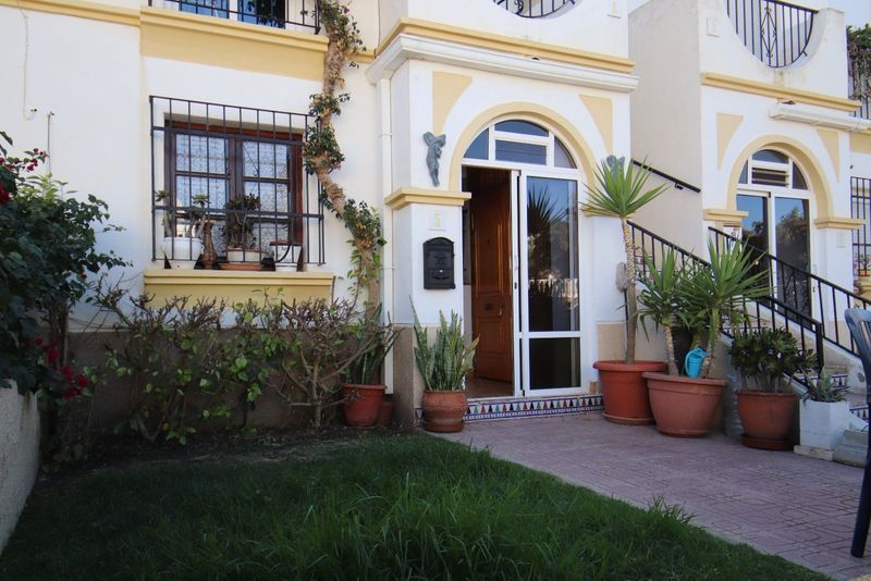 Bungalow Planta Baja en venta  en Orihuela-Costa, Alicante . Ref: 8873. Mayrasa Properties Costa Blanca