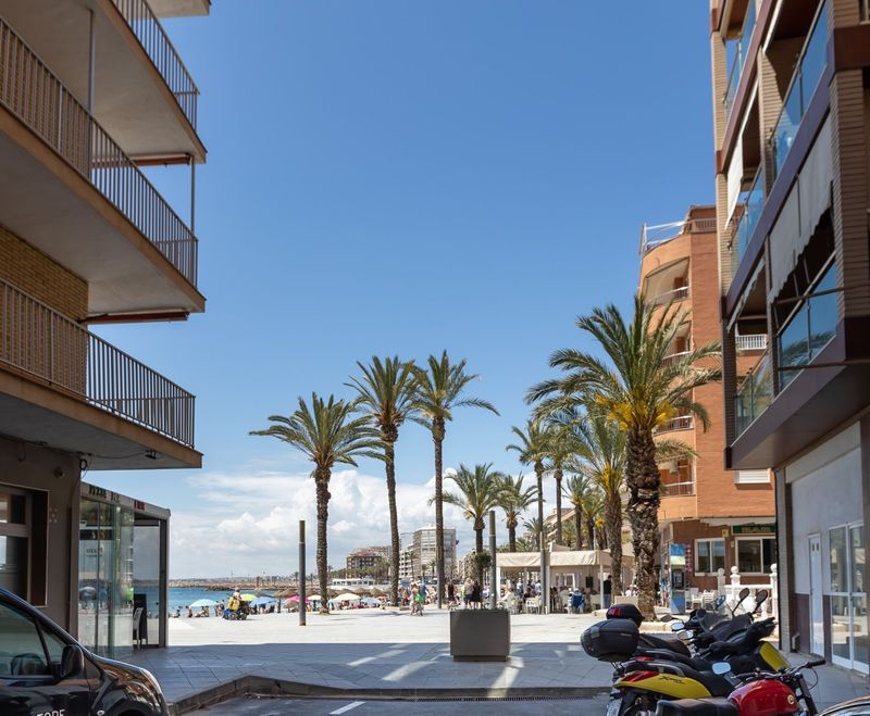 Apartamento en venta  en Torrevieja, Alicante . Ref: 9348. Mayrasa Properties Costa Blanca