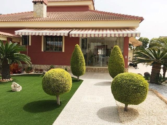 Fristående villa till salu  in Torrevieja, Alicante . Ref: 9386. Mayrasa Properties Costa Blanca