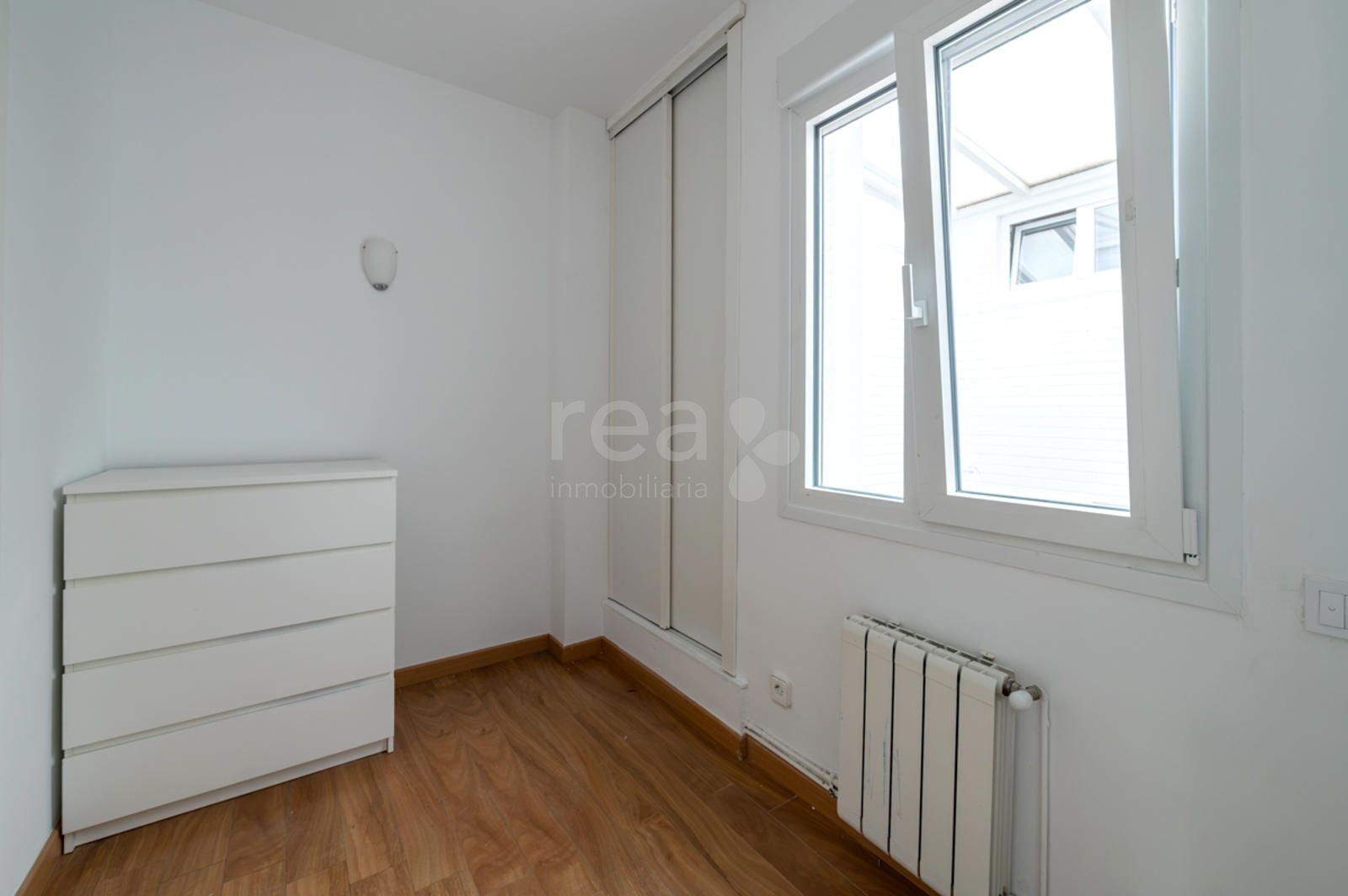 Corner townhouse for rent in Alcobendas, Madrid (La Moraleja)