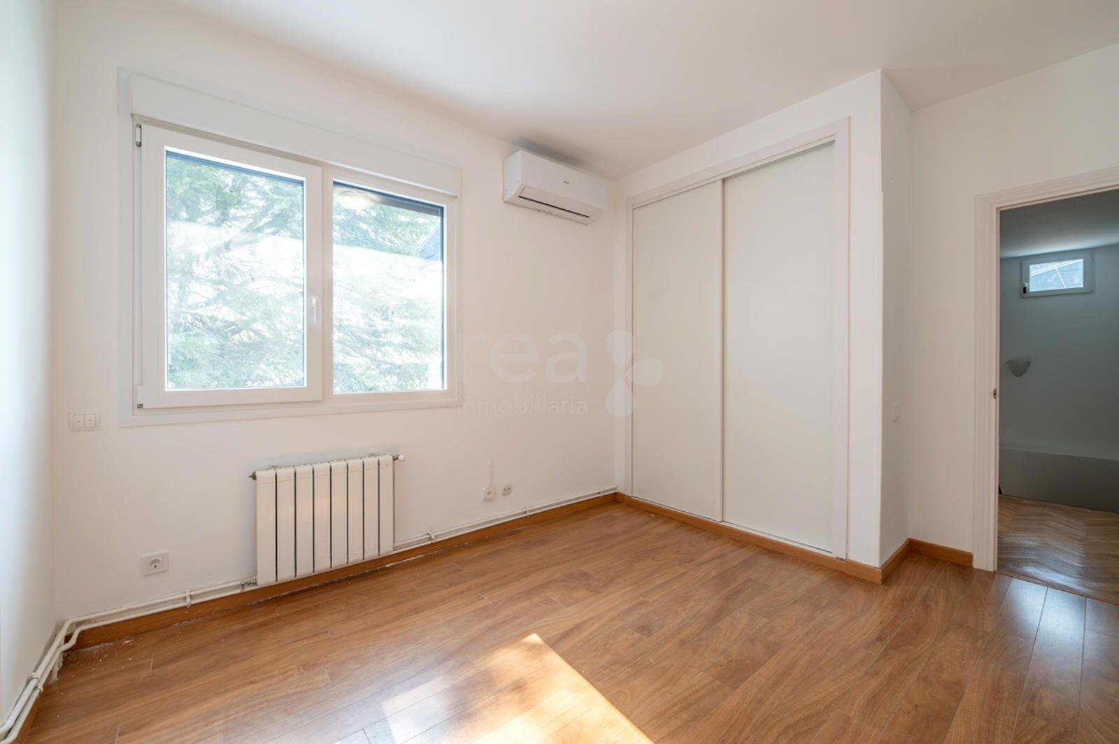 Corner townhouse for rent in Alcobendas, Madrid (La Moraleja)