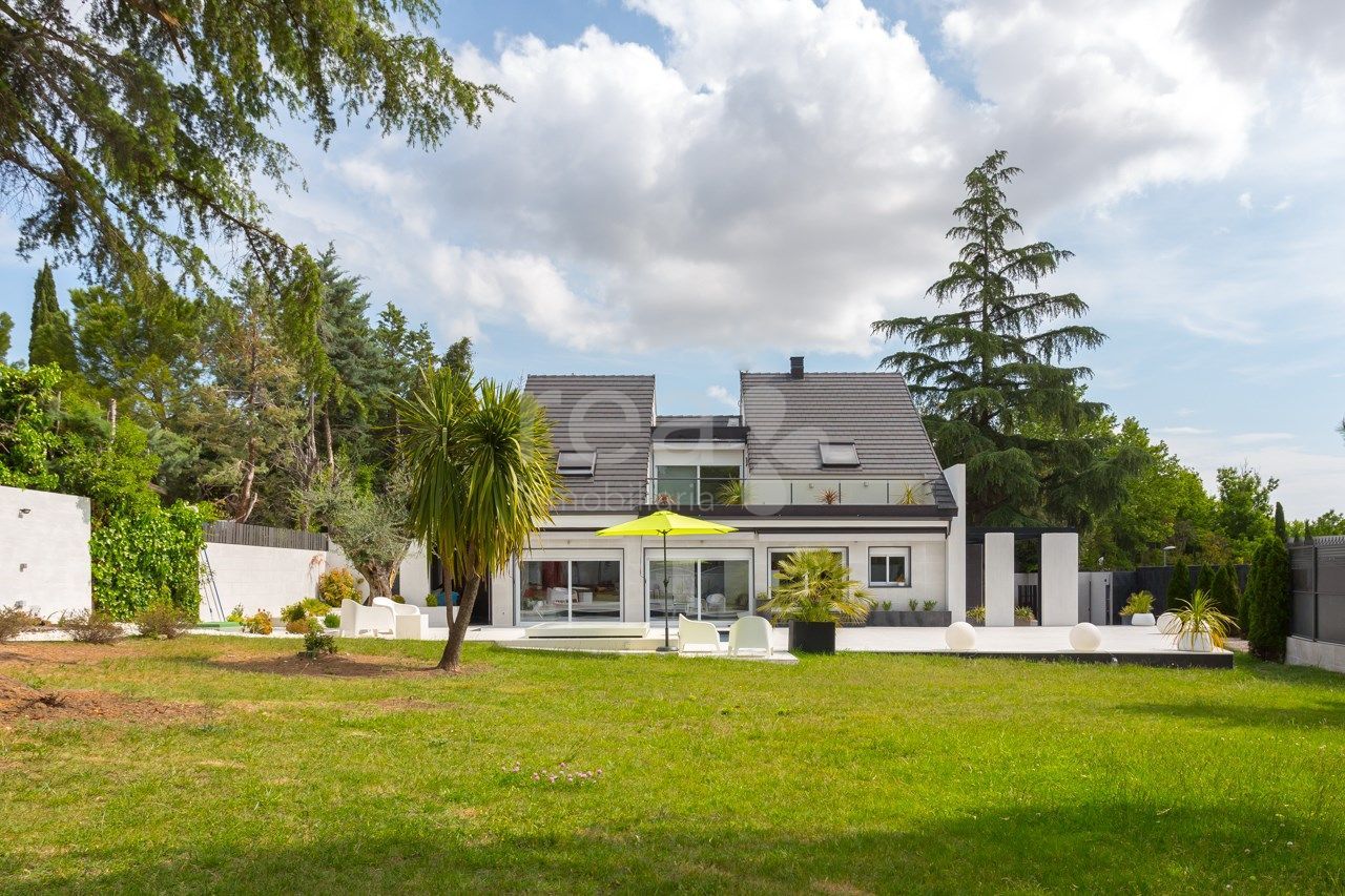 Chalet Independiente en venta Alcobendas, Madrid. Ref: 4537. Rea Inmobiliaria