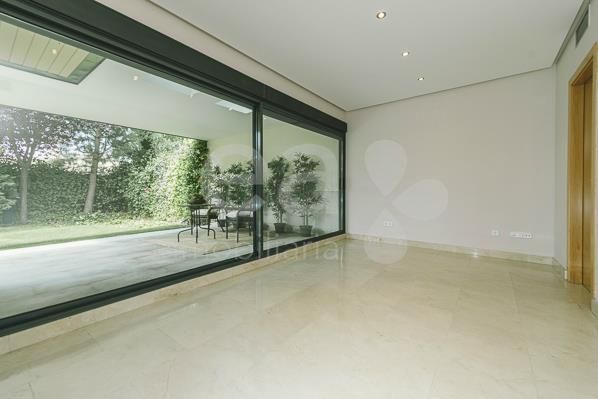 Lounge - Corner townhouse for rent in Alcobendas, Madrid (El Encinar)