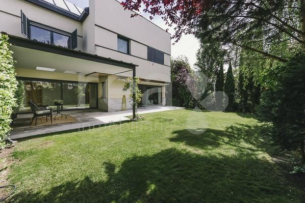 Corner townhouse for rent Alcobendas, Madrid. Ref: 4988. Rea Inmobiliaria