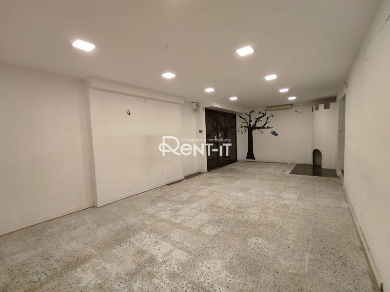 Local Comercial en alquiler Barcelona. Ref: 1490. Rent-it Servicios Inmobiliarios