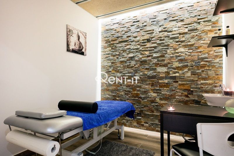 Local Comercial en traspàs Barcelona. Ref: 1520. Rent-it Servicios Inmobiliarios