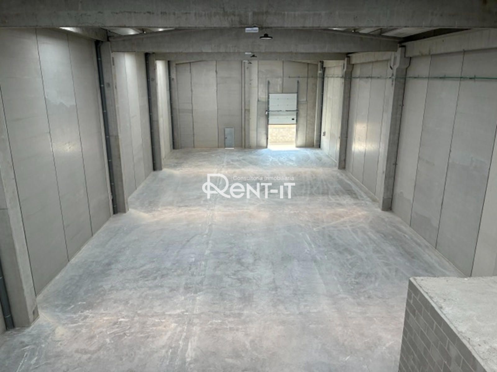 Nave Industrial en alquiler Viladecans, Barcelona. Ref: 1593. Rent-it Servicios Inmobiliarios