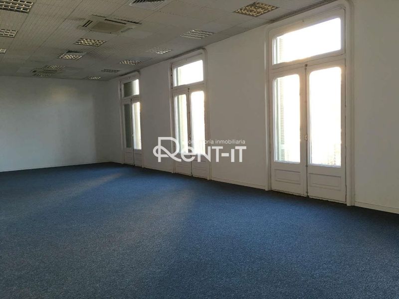 Oficina en alquiler Barcelona. Ref: 751. Rent-it Servicios Inmobiliarios