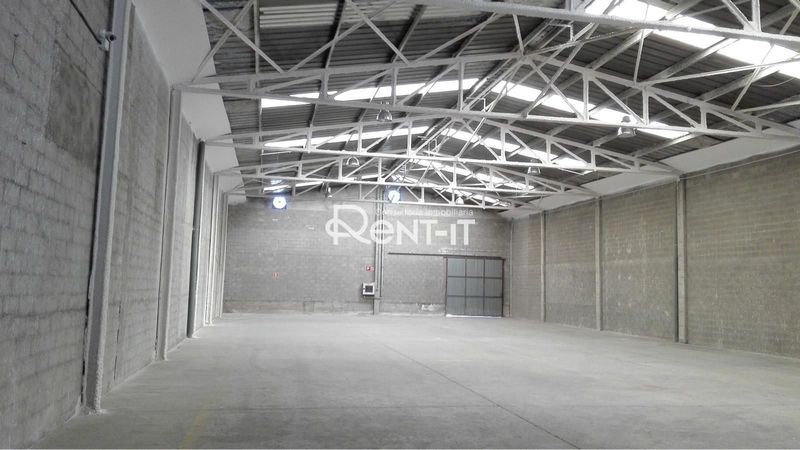 Nau Industrial en lloguer Sant Boi de Llobregat, Barcelona. Ref: 993. Rent-it Servicios Inmobiliarios
