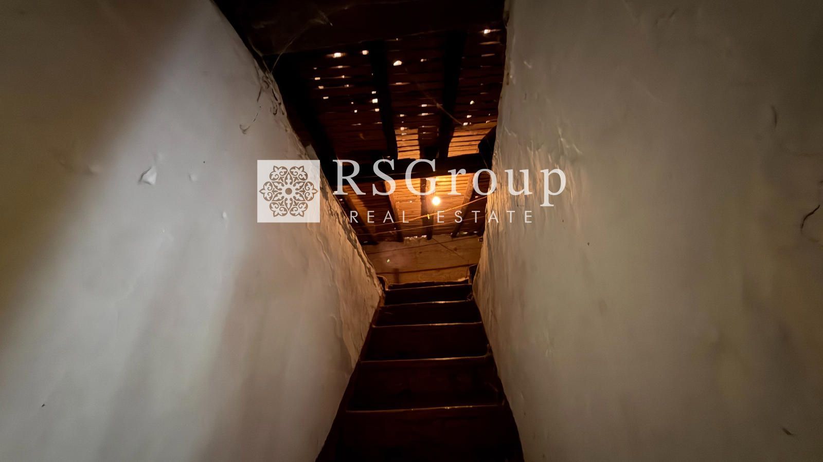 CASA CON ENCANTO PARA REFORMAR EN CALA – SOLO 50.000 € - Foto 9