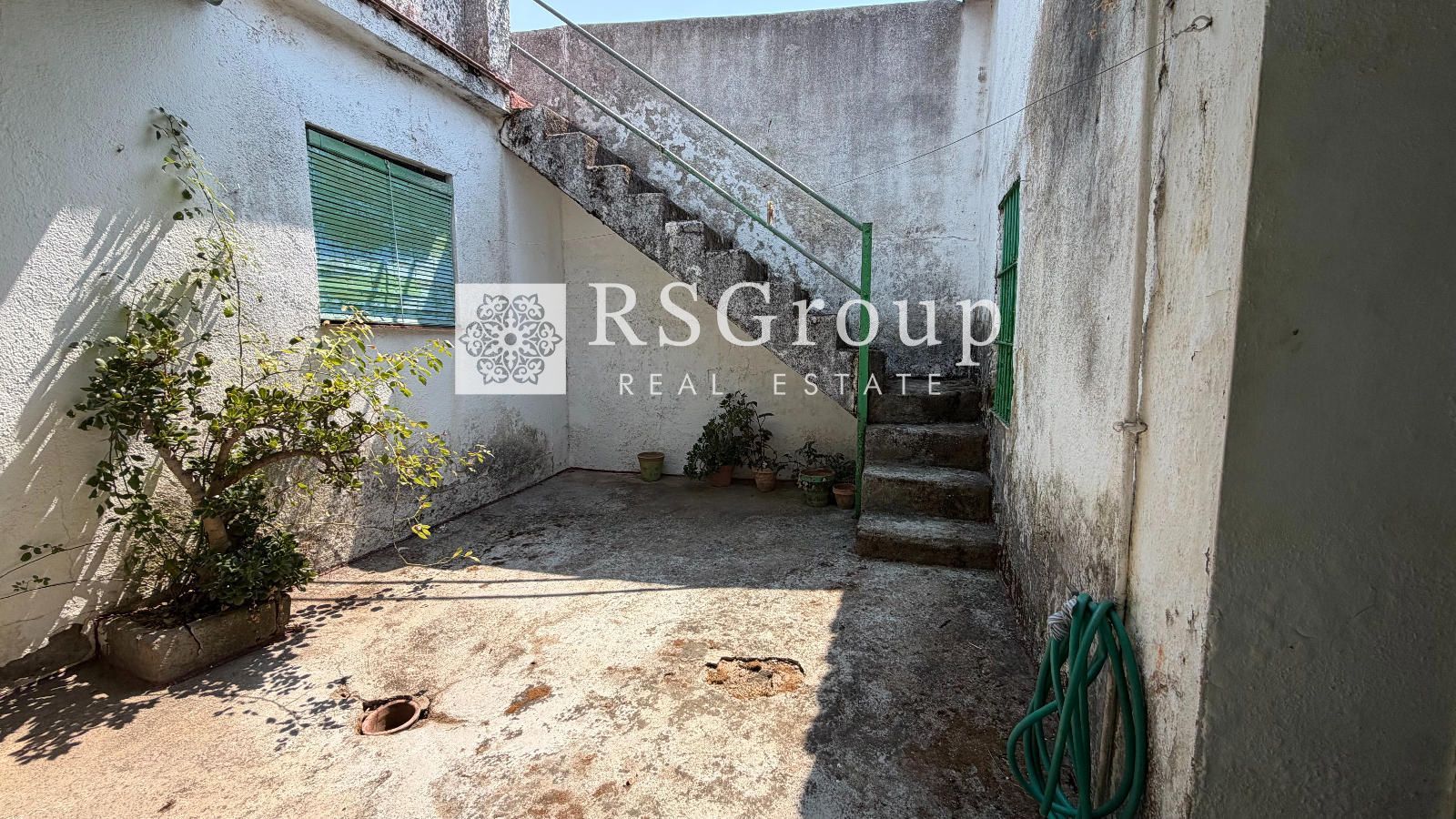 CASA CON ENCANTO PARA REFORMAR EN CALA – SOLO 50.000 € - Foto 12