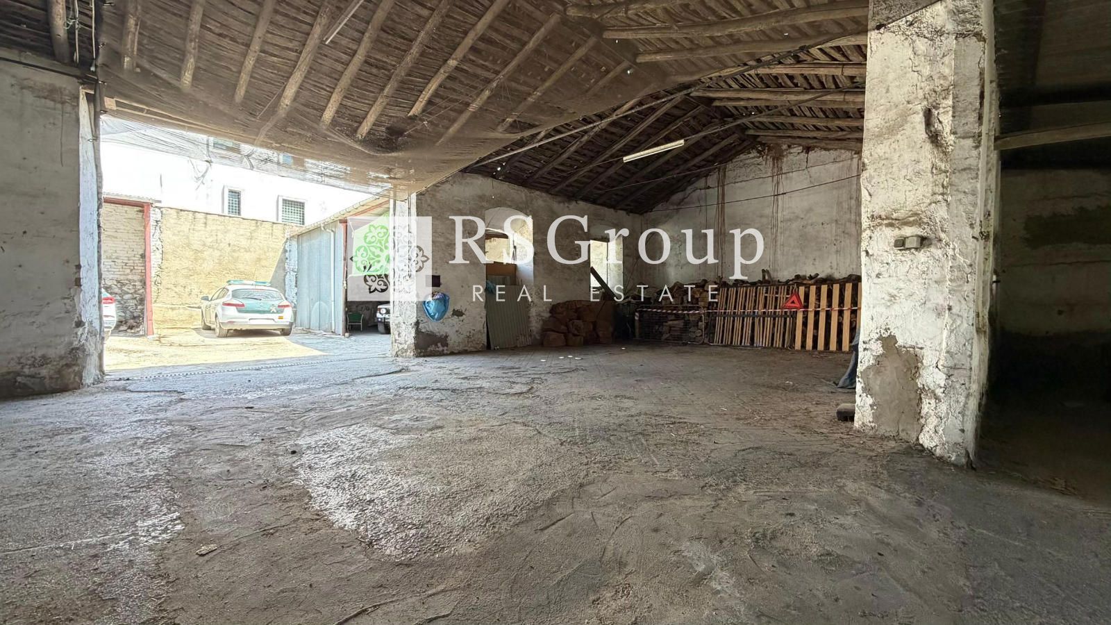 AMPLIO INMUEBLE EN CALA (HUELVA) | 393 m² CONSTRUIDOS | GRANDES POSIBILIDADES | 60.000 € - Foto 3