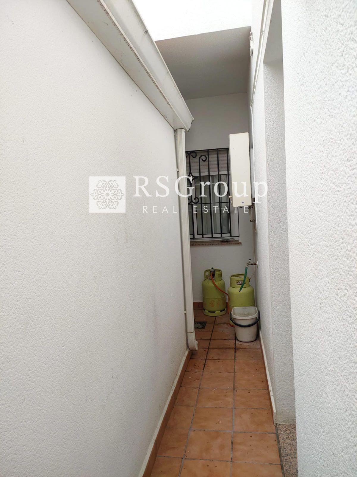 🔥 OPORTUNIDAD · VIVIENDA ADOSADA DE TRES PLANTAS EN CALA (HUELVA) – 86.000 € 🔥 - Foto 17