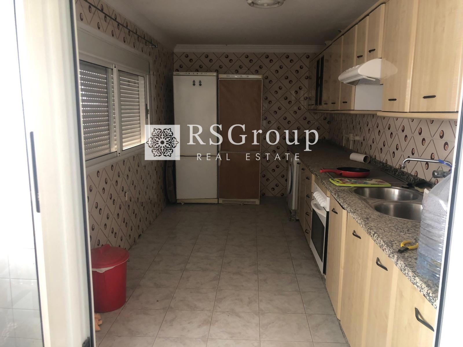 CASA AMPLIA DE 200 M² CON PATIO, BUHARDILLA Y MÚLTIPLES POSIBILIDADES EN EL CAMPILLO (HUELVA) - Foto 15