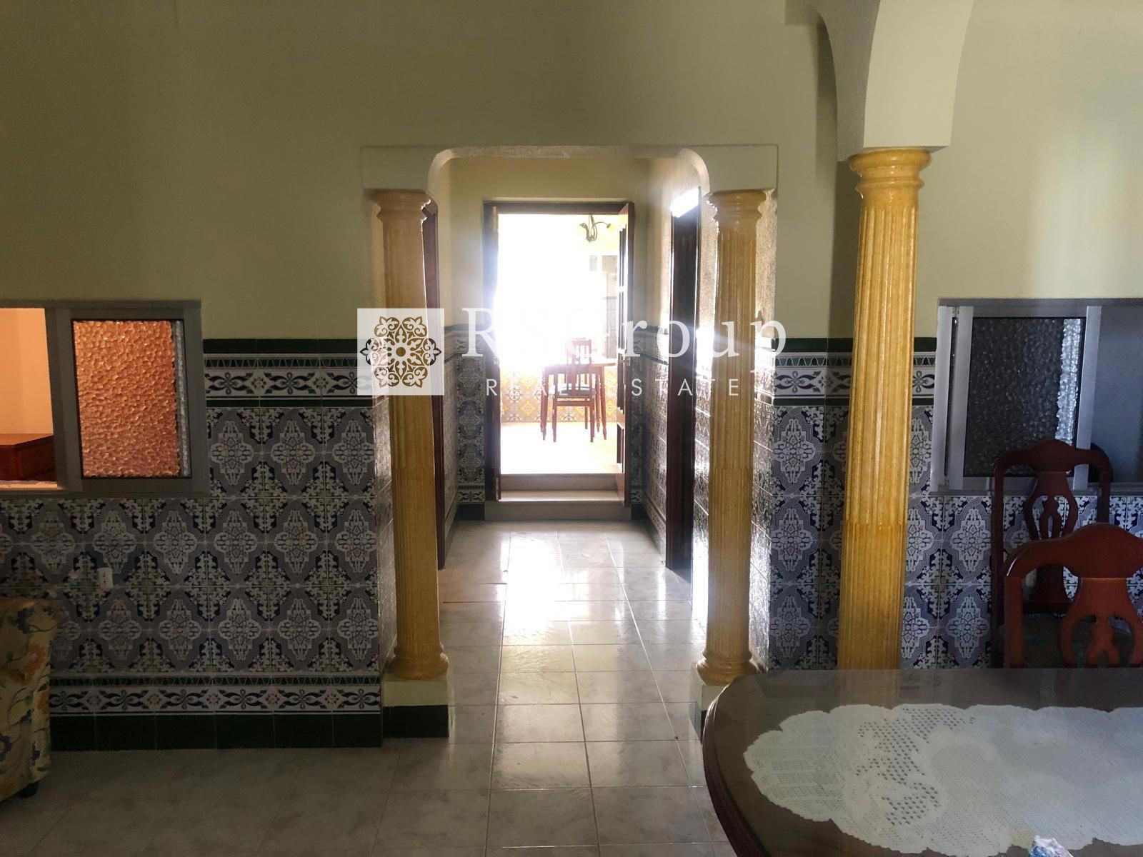 CASA AMPLIA DE 200 M² CON PATIO, BUHARDILLA Y MÚLTIPLES POSIBILIDADES EN EL CAMPILLO (HUELVA) - Foto 5